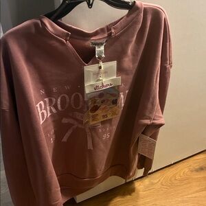 V-Neck Women's Sweater in Dusty Pink